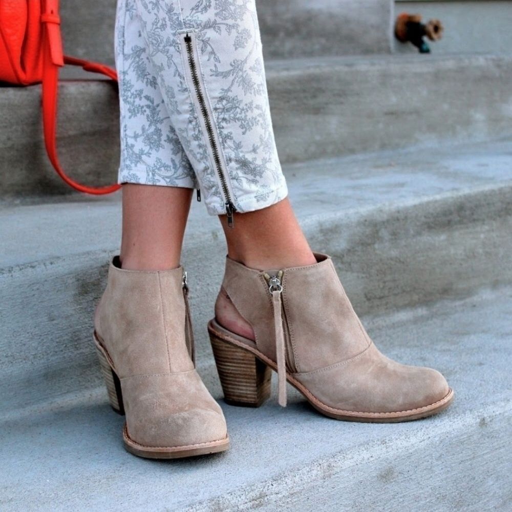 Dolce Vita Jentry Boho Beige‎ Open Back Side Zip Tassel Ankle Boots Booties 9.5